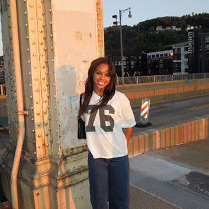 Meet your Posher, Jade